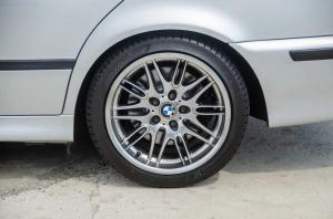 BMW M5 2003 года 